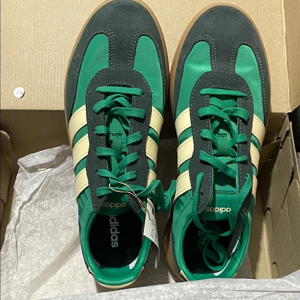 NWT Adidas Men’s Barreda Decode Sneaker Size 9